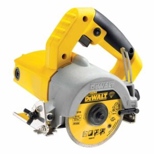 DeWalt Nass + Trocken-Fliesensäge DWC410-QS 110mm inkl. Diamantscheibe, Wasseranschluss-Adapter, 2 m Wasserschlauch