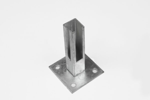 Bodenplatte 100x100mm für Zaunpfosten 40x40mm