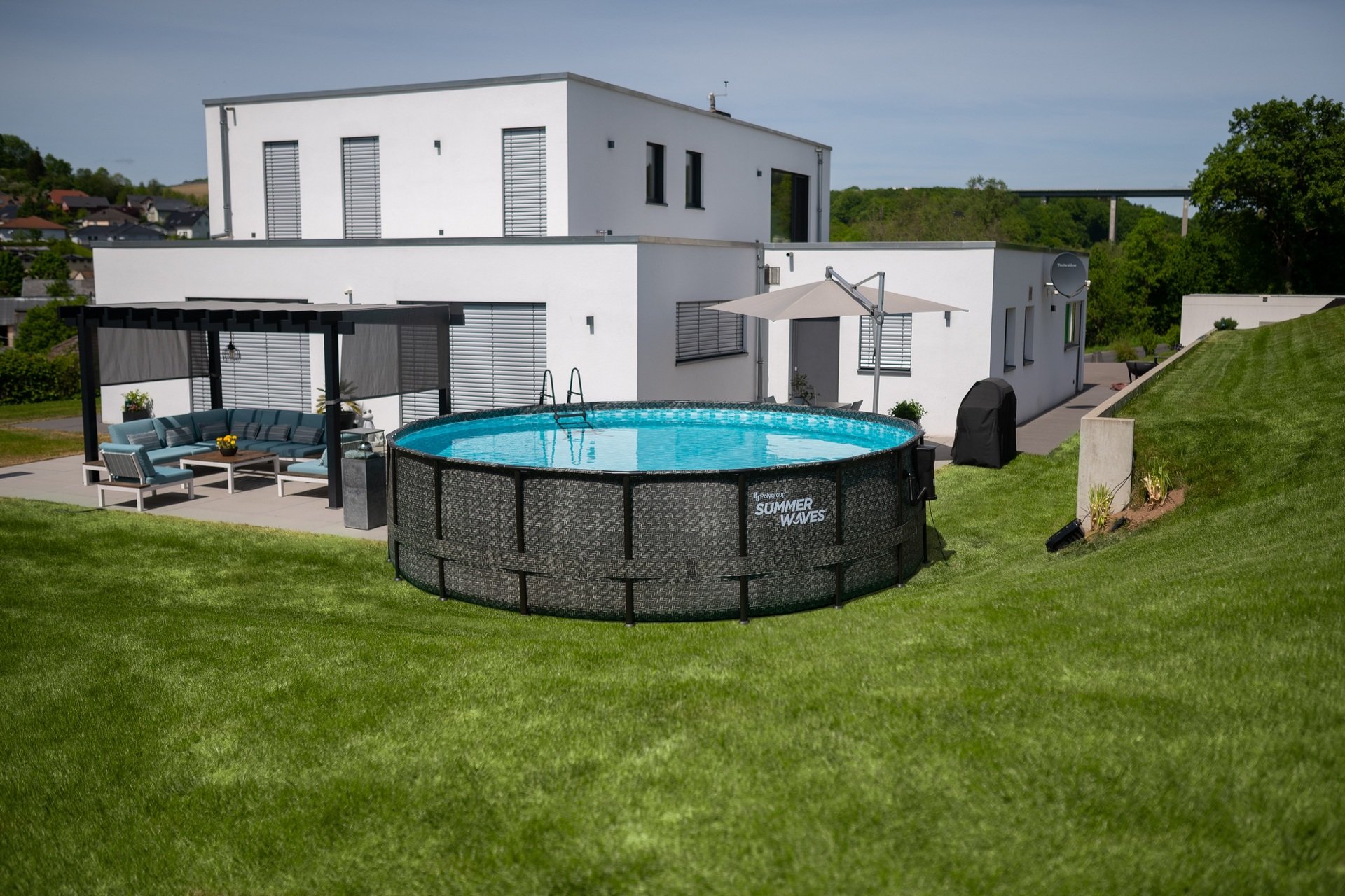 Elite Pool rund 1 Elite Pool rund