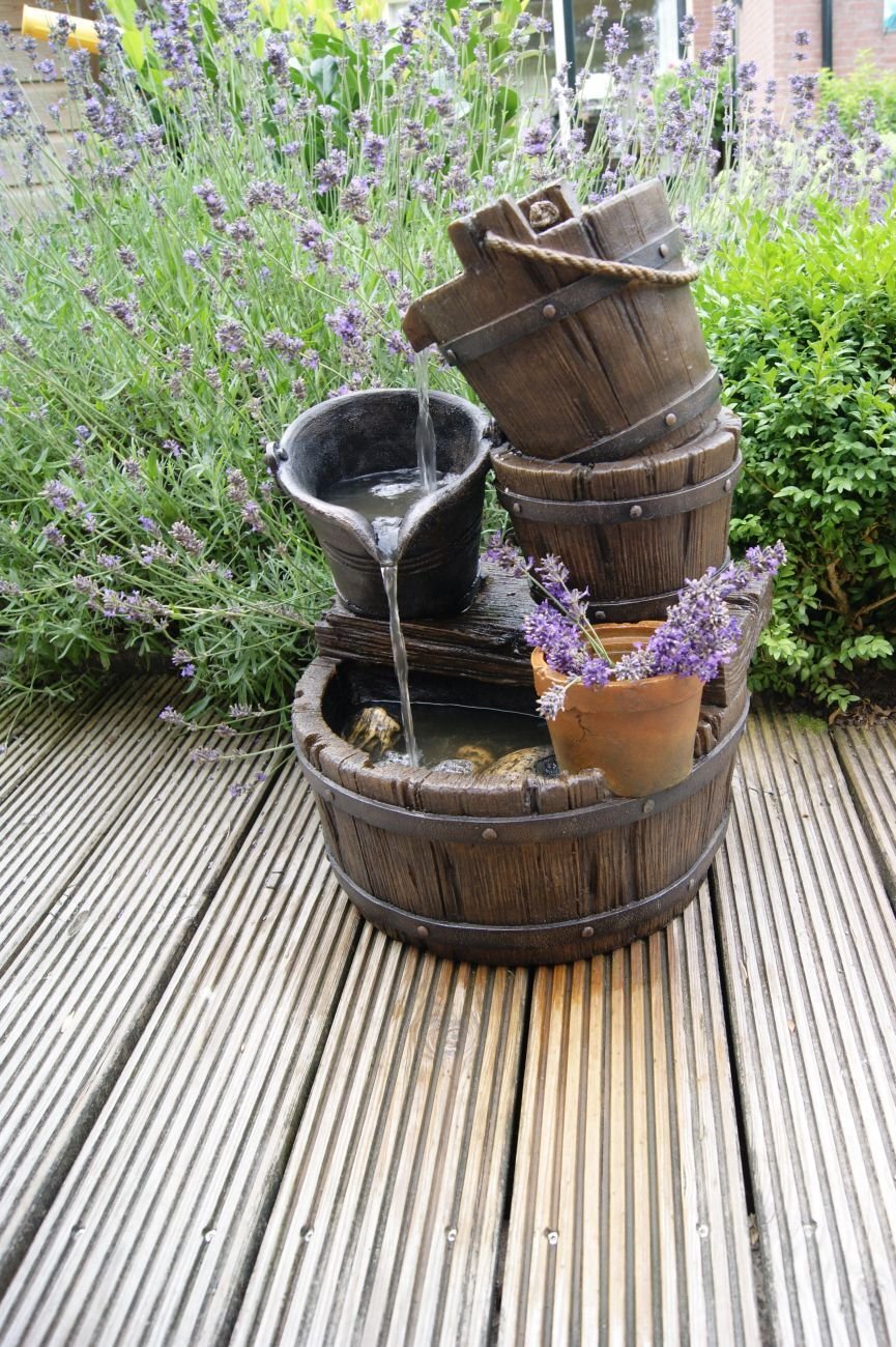 Wasserspiel rustikal 1 Wasserspiel rustikal