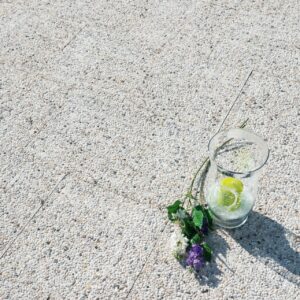 Waschbeton-Terrassenplatte