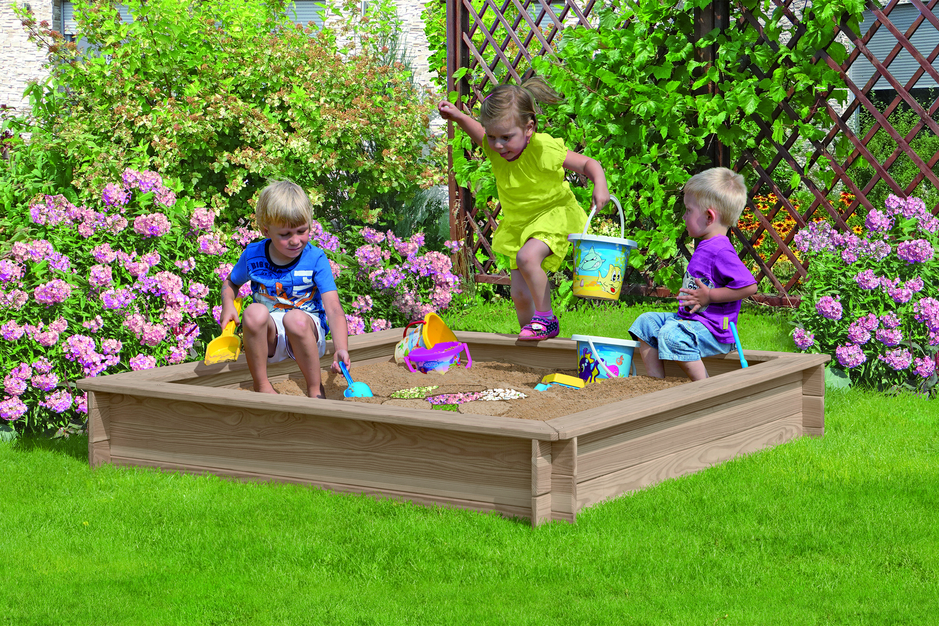 CONNI Sandkasten Lärche 1 CONNI Sandkasten Lärche