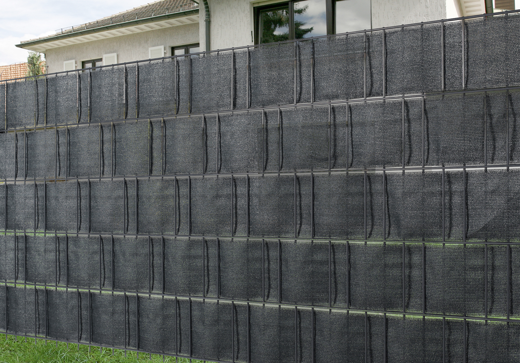 Sichtschutzstreifen HDPE-Gewebe, 0,19x20,5m, anthrazit, flex, Rolle 1 Sichtschutzstreifen HDPE-Gewebe, 0,19x20,5m, anthrazit, flex, Rolle