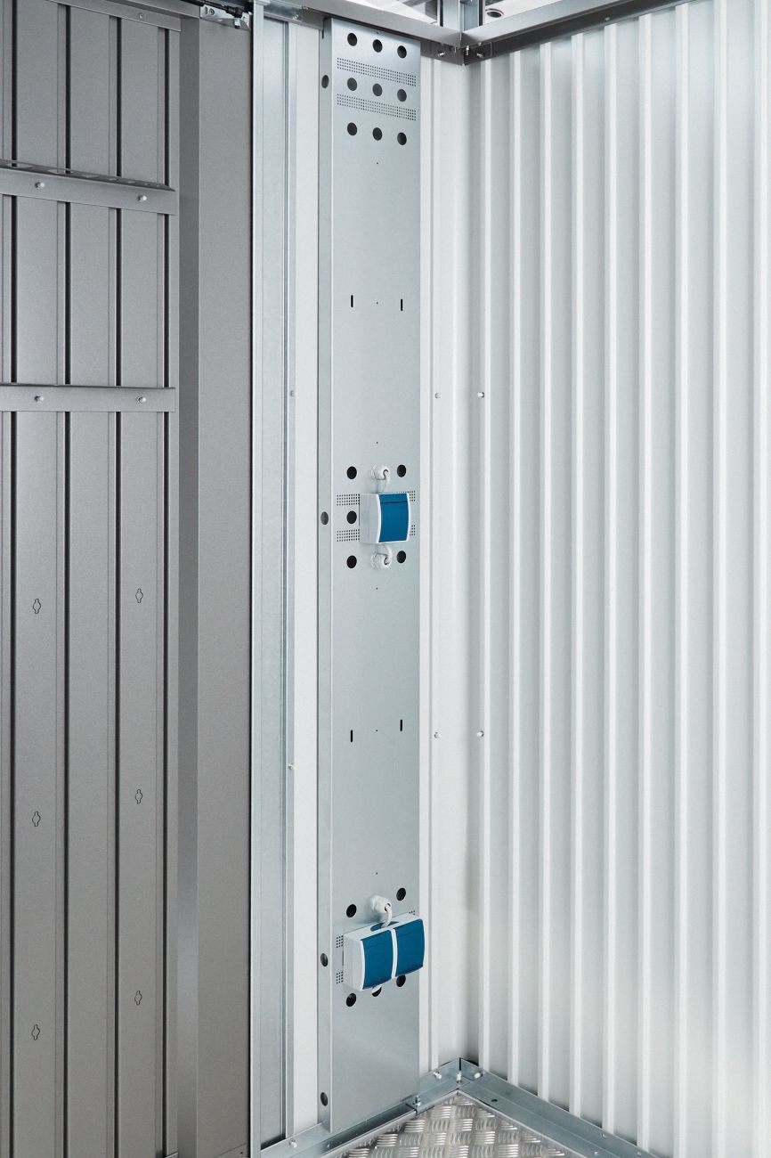 Elektro-Montagepaneel für Europa und Geräteschrank 1 Elektro-Montagepaneel für Europa und Geräteschrank