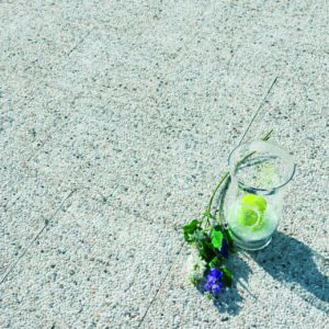 Waschbeton-Terrassenplatte