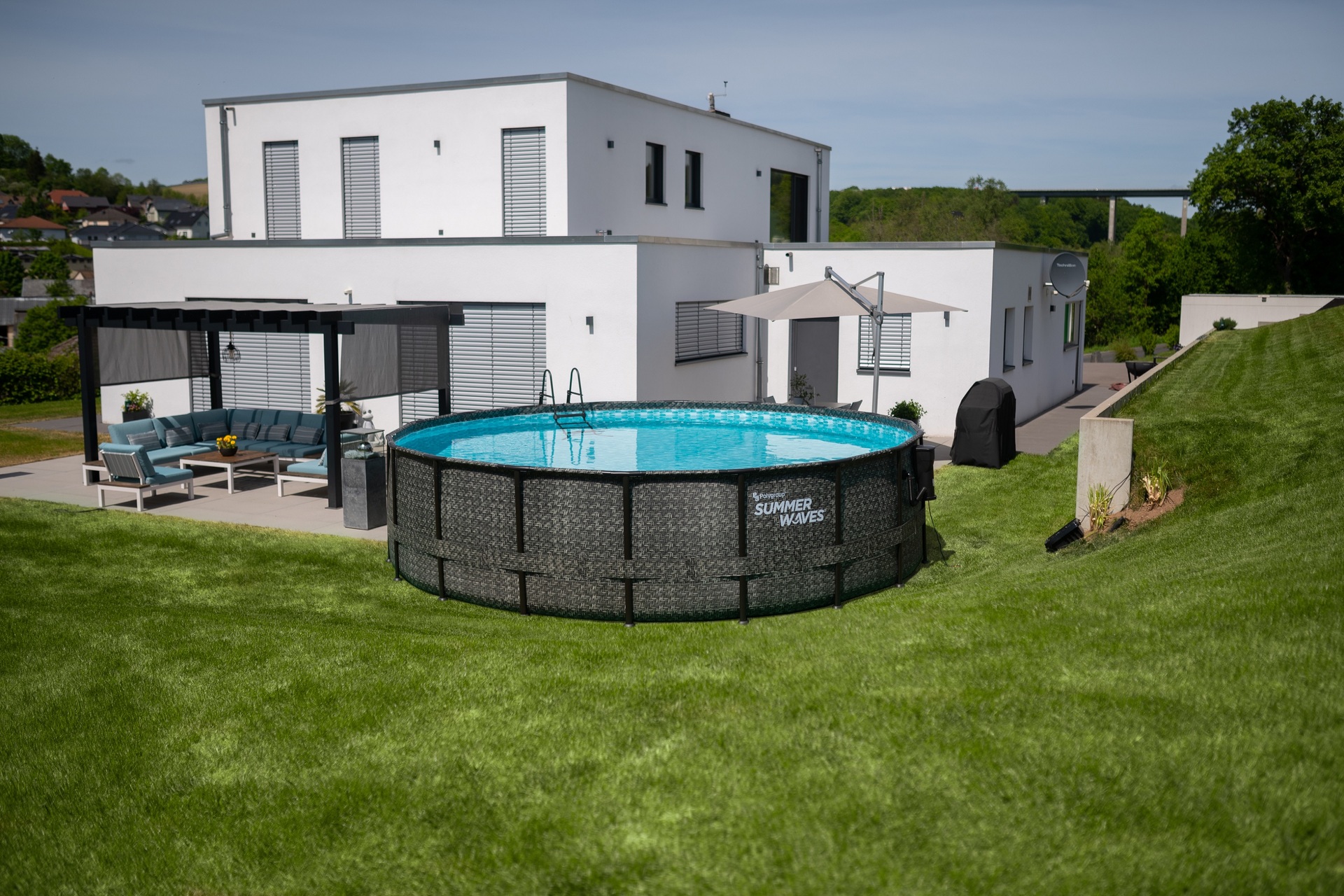 Elite Pool rund 1 Elite Pool rund